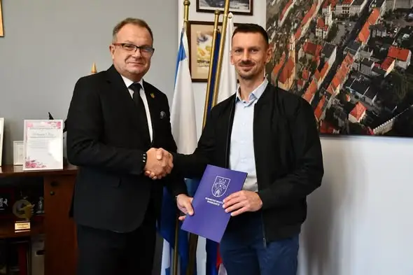 Świebodzice: nowy plac zabaw na Osiedlu Piastowskim za ponad 238 tys. zł