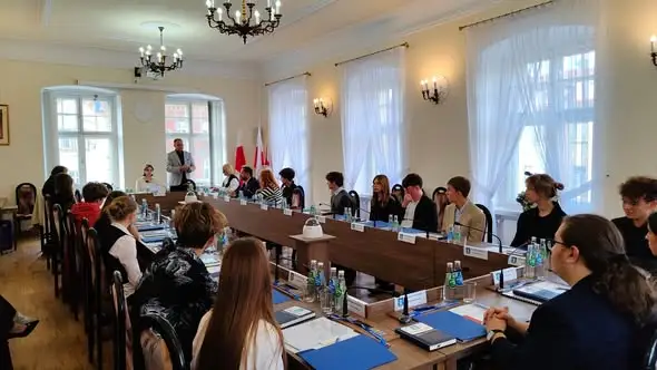 Świebodzice: Młodzieżowa Rada Miejska rozpoczęła pierwszą kadencję
