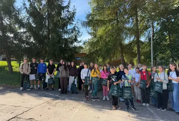 Świebodzice: uczniowie SP nr 2 posprzątali miasto w sobotniej akcji