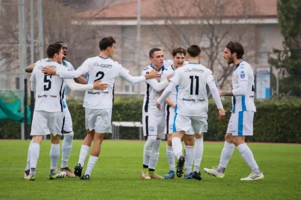 Derby dla Karoliny! MKS Jaworzyna Śląska rozbił LKS Piotrowice 9:1