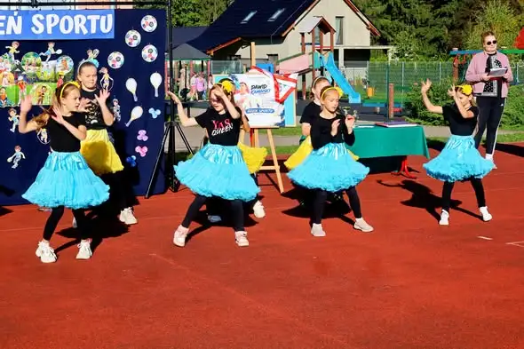 Żarów: Dzień Sportu z judoką Dawidem Kamińskim w Szkole Podstawowej im. Jana Brzechwy
