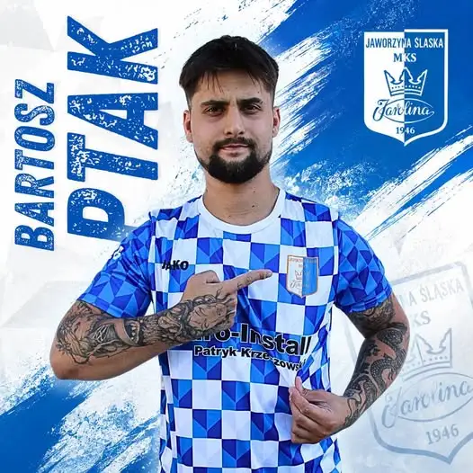 MKS Karolina Jaworzyna Śląska rozgromiła Grom Panków 6:2. Pięć goli Bartosza Ptaka!