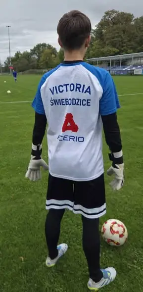 Victoria Świebodzice rozgromiła Nysę Kłaczyna 7:0 w IX kolejce