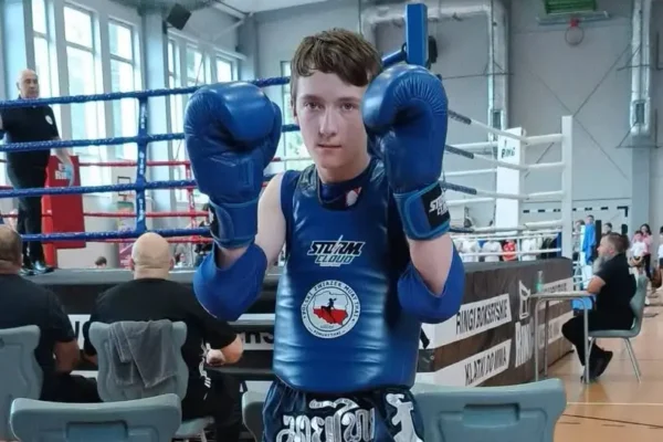 Antoni Pasikowski ze złotem Lubuskiej Ligi Muaythai w Lipinkach Łużyckich
